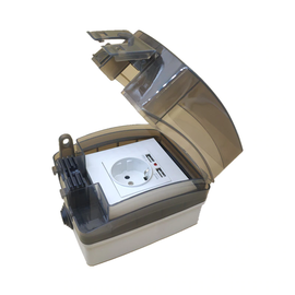 Vodoodporna IP66 nadometna 16 A 230 V zunanja Schuko vtičnica z dvojnim USB priključkom in vodoodpornim zatemnjeno prozornim pokrovom z možnostjo zaklepanja - TISTO