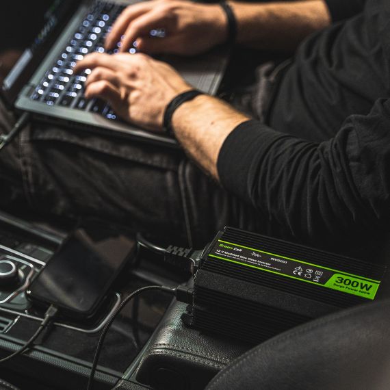 Spänningsomvandlare Växelriktare 24V till 230V 500W / 1000W Modifierad sinusvåg - TISTO