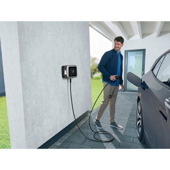 Stenska polnilna postaja za polnjenje električnega avtomobila 230 V ali 400 V od 2 do 11 kW 3 - TISTO